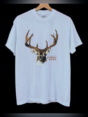 Vintage 80s Whitetail Fever Deer T-Shirt White Size XL (runs small) USA